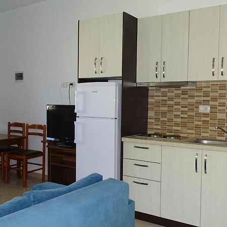 Hotel Arsenal คซามิล ภายนอก รูปภาพ