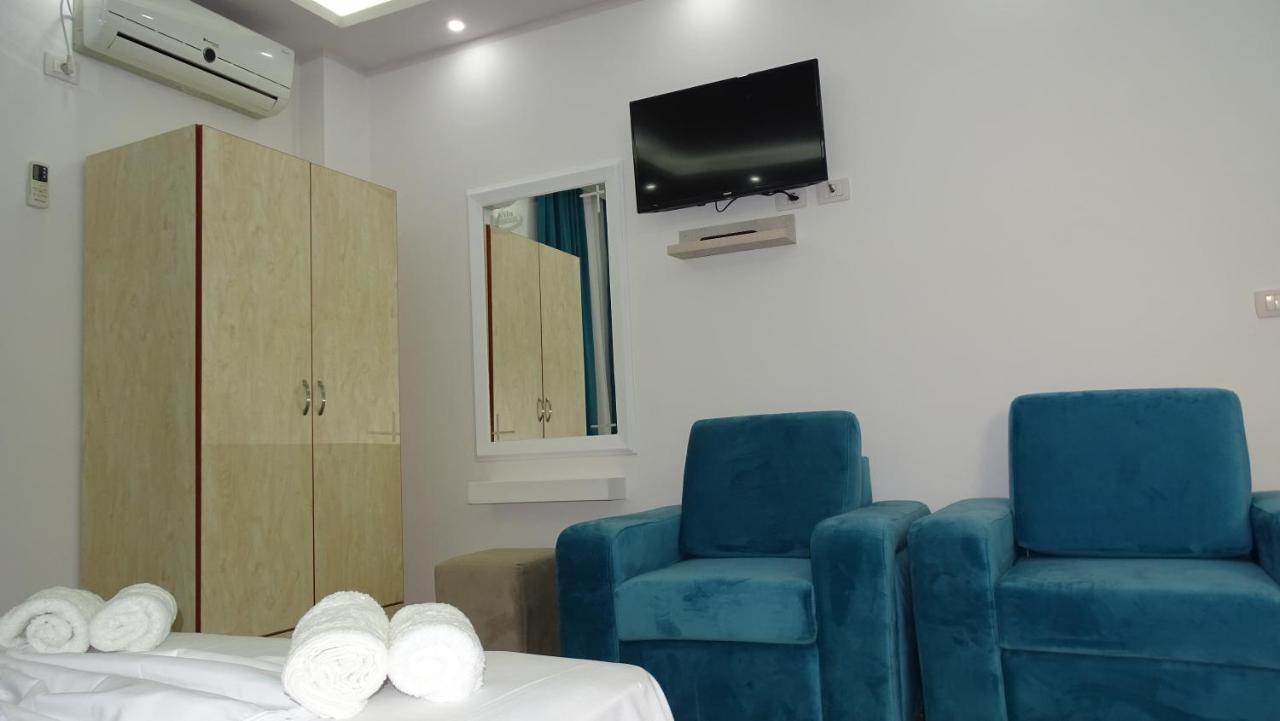 Hotel Arsenal คซามิล ภายนอก รูปภาพ